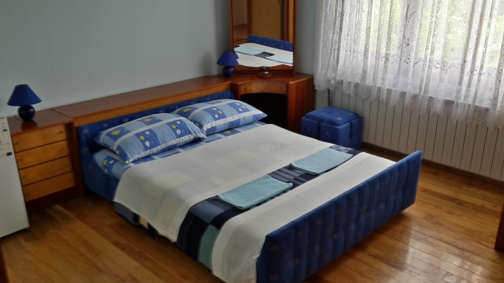House Petkovic Hotel Korenica Ngoại thất bức ảnh