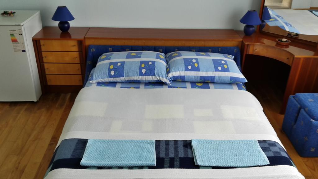 House Petkovic Hotel Korenica Ngoại thất bức ảnh
