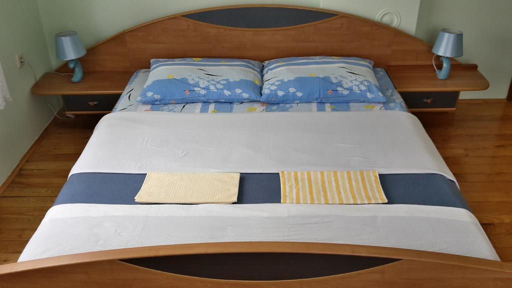 House Petkovic Hotel Korenica Ngoại thất bức ảnh