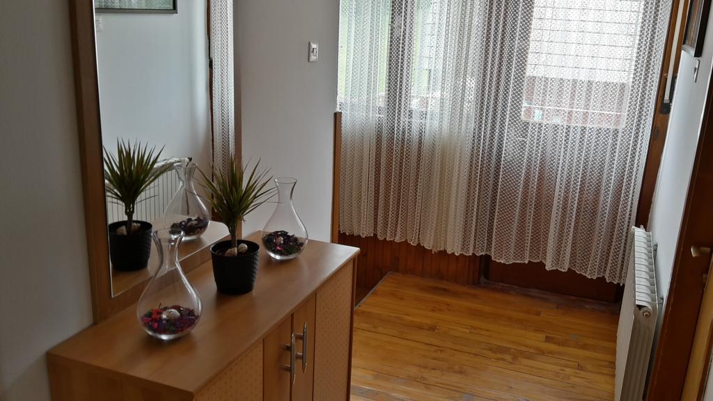 House Petkovic Hotel Korenica Ngoại thất bức ảnh