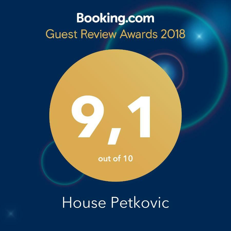 House Petkovic Hotel Korenica Ngoại thất bức ảnh